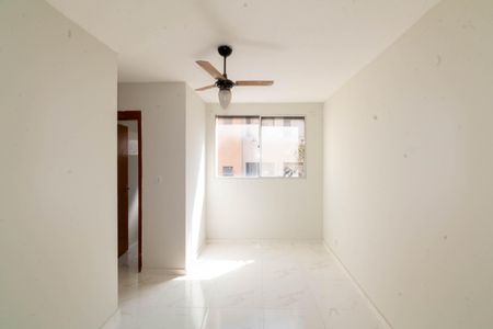 Apartamento para alugar com 43m², 2 quartos e 1 vagaSala