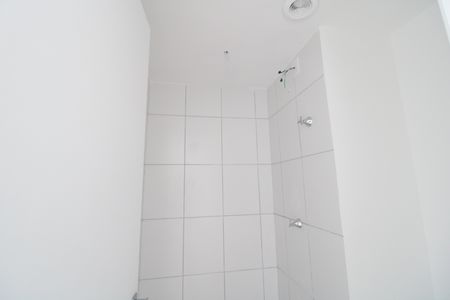Banheiro de kitnet/studio para alugar com 1 quarto, 27m² em Planalto Paulista, São Paulo