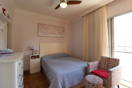 Apartamento à venda com 111m², 2 quartos e 2 vagasQuarto 2 - Suíte