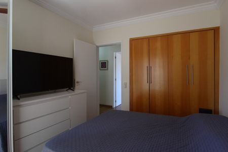 Apartamento à venda com 111m², 2 quartos e 2 vagasQuarto 1
