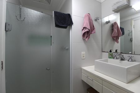 Apartamento à venda com 111m², 2 quartos e 2 vagasBanheiro Social