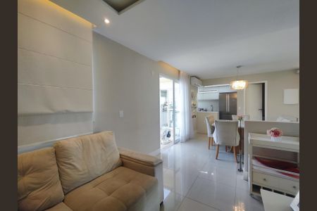 Apartamento à venda com 149m², 3 quartos e 2 vagas Apartamento à venda com 149m², 3 quartos e 2 vagasSala