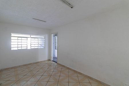 Casa para alugar com 300m², 2 quartos e 2 vagasSala 
