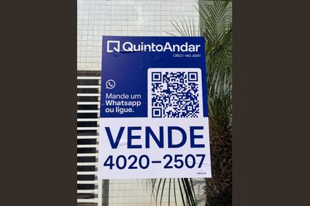 Apartamento à venda com 206m², 3 quartos e 3 vagas Apartamento à venda com 206m², 3 quartos e 3 vagasPLAQUINHA