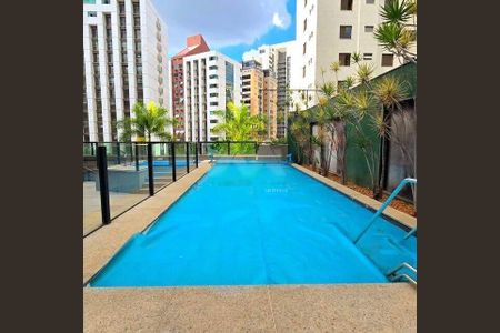 Apartamento à venda com 215m², 4 quartos e 4 vagas