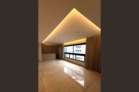 Apartamento à venda com 4 quartos, 215m² em Belvedere, Belo Horizonte