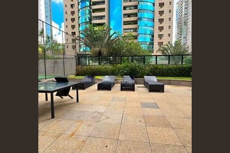 Apartamento à venda com 215m², 4 quartos e 4 vagas