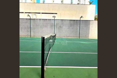 Apartamento à venda com 215m², 4 quartos e 4 vagas