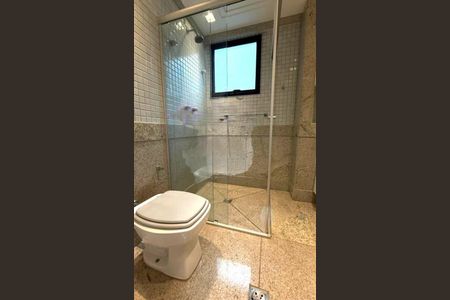 Apartamento à venda com 215m², 4 quartos e 4 vagas