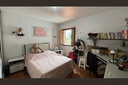 Casa à venda com 190m², 3 quartos e 4 vagas Casa à venda com 190m², 3 quartos e 4 vagasQuarto 1
