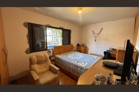 Casa à venda com 190m², 3 quartos e 4 vagas Casa à venda com 190m², 3 quartos e 4 vagasSuite