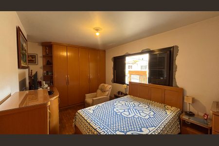 Casa à venda com 190m², 3 quartos e 4 vagas Casa à venda com 190m², 3 quartos e 4 vagasSuite