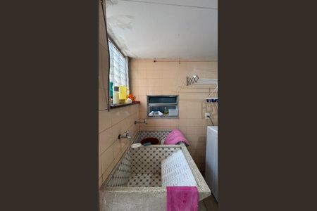 Casa à venda com 190m², 3 quartos e 4 vagas Casa à venda com 190m², 3 quartos e 4 vagasÁrea de Serviço