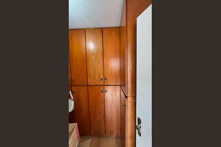 Casa à venda com 190m², 3 quartos e 4 vagas Casa à venda com 190m², 3 quartos e 4 vagasDespensa