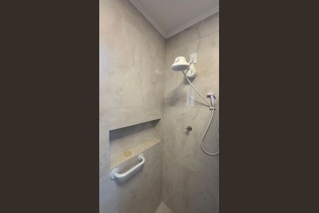 Casa à venda com 190m², 3 quartos e 4 vagas Casa à venda com 190m², 3 quartos e 4 vagasBanheiro