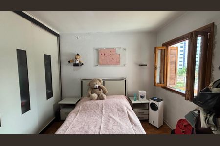 Casa à venda com 190m², 3 quartos e 4 vagas Casa à venda com 190m², 3 quartos e 4 vagasQuarto 1
