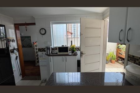 Casa à venda com 190m², 3 quartos e 4 vagas Casa à venda com 190m², 3 quartos e 4 vagasCozinha