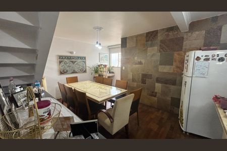 Casa à venda com 190m², 3 quartos e 4 vagas Casa à venda com 190m², 3 quartos e 4 vagasSala = Sala de Jantar