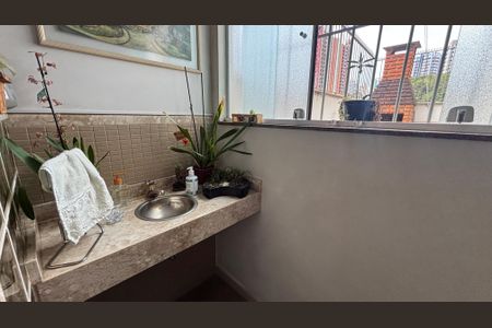 Casa à venda com 190m², 3 quartos e 4 vagas Casa à venda com 190m², 3 quartos e 4 vagasSala = Sala de Jantar