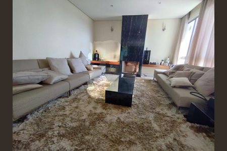 Casa à venda com 5 quartos, 377m² em São Bento, Belo Horizonte