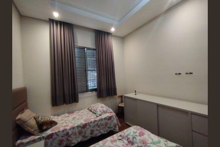 Casa à venda com 5 quartos, 377m² em São Bento, Belo Horizonte