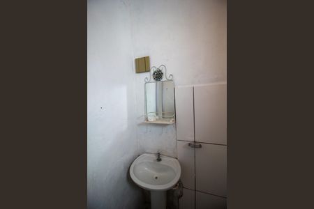 Studio para alugar com 30m², 1 quarto e sem vaga Studio para alugar com 30m², 1 quarto e sem vagaBanheiro