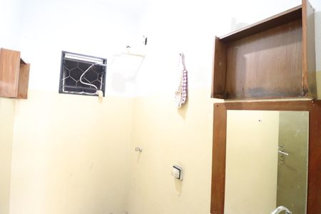 Casa para alugar com 360m², 2 quartos e 3 vagasBanheiro Social