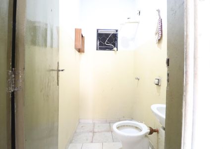 Casa para alugar com 360m², 2 quartos e 3 vagasBanheiro Social