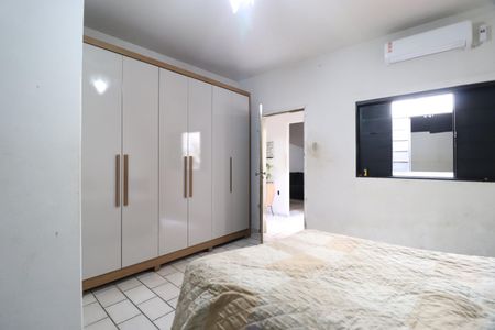Casa para alugar com 360m², 2 quartos e 3 vagasQuarto 2 - Suíte