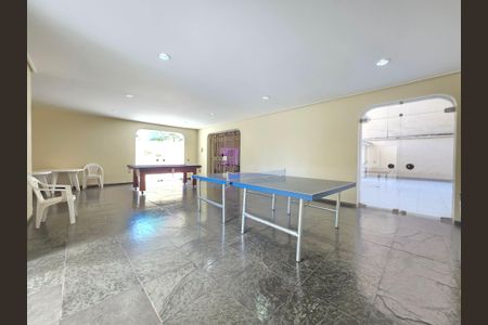 Apartamento à venda com 204m², 4 quartos e 4 vagas Apartamento à venda com 204m², 4 quartos e 4 vagasSalão de jogos