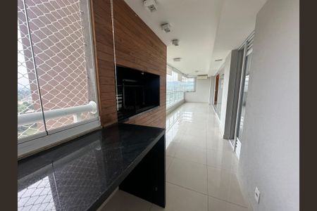 Apartamento à venda com 196m², 3 quartos e 3 vagasChurrasqueira