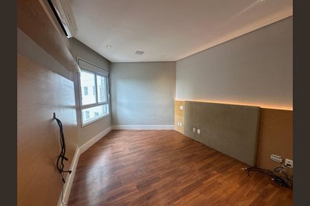 Apartamento à venda com 196m², 3 quartos e 3 vagasSuíte 1
