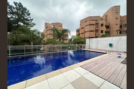 Apartamento à venda com 196m², 3 quartos e 3 vagasÁrea comum - Piscina