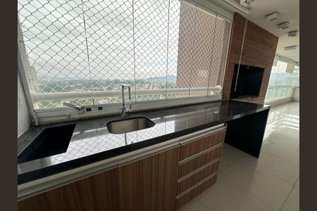 Apartamento à venda com 196m², 3 quartos e 3 vagasChurrasqueira