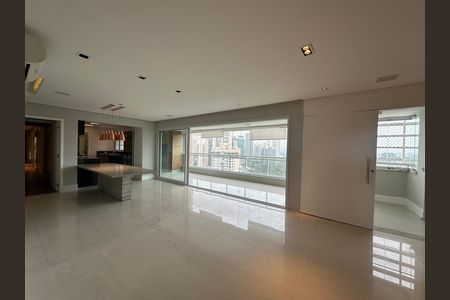 Apartamento à venda com 196m², 3 quartos e 3 vagasSala
