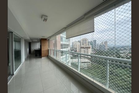 Apartamento à venda com 196m², 3 quartos e 3 vagasVaranda da Sala