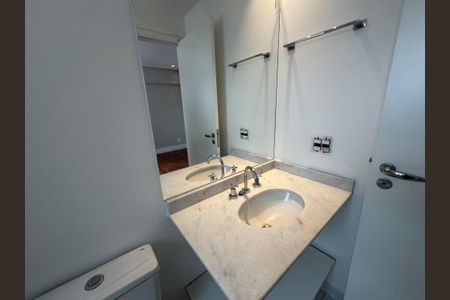 Apartamento à venda com 196m², 3 quartos e 3 vagasBanheiro da Suíte 3