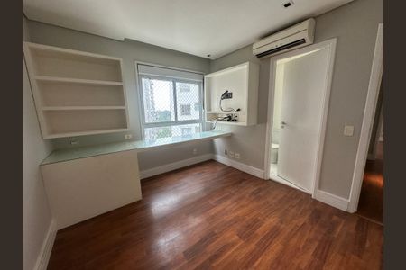 Apartamento à venda com 196m², 3 quartos e 3 vagasSuíte 3