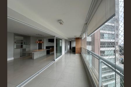 Apartamento à venda com 196m², 3 quartos e 3 vagasVaranda da Sala