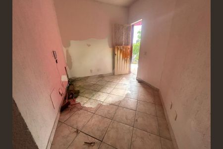 Casa à venda com 280m², 4 quartos e 4 vagas