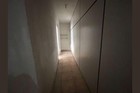 Casa à venda com 280m², 4 quartos e 4 vagas