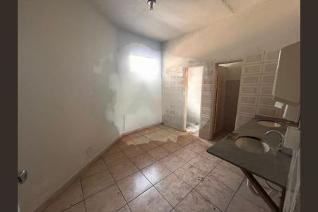 Casa à venda com 280m², 4 quartos e 4 vagas
