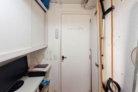 Apartamento à venda com 45m², 1 quarto e 1 vagaEscritório