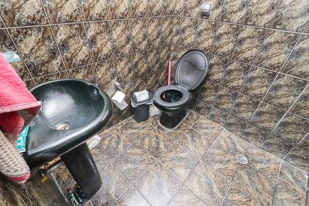 Casa à venda com 147m², 2 quartos e 1 vagaCasa 1 - Banheiro