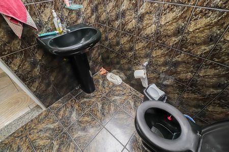 Casa à venda com 147m², 2 quartos e 1 vagaCasa 1 - Banheiro