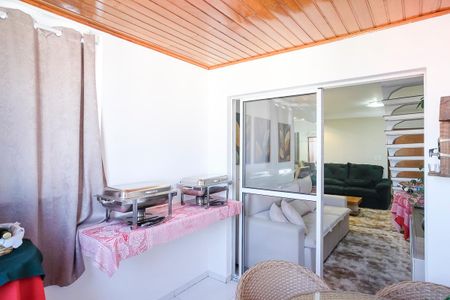 Apartamento para alugar com 85m², 2 quartos e 1 vagaVaranda da sala