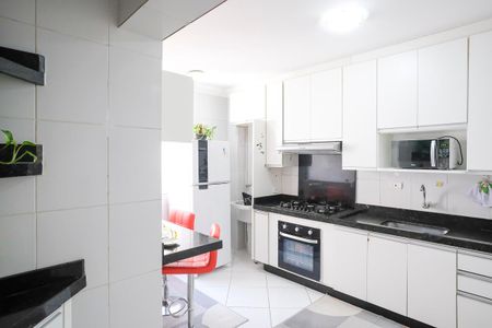 Apartamento para alugar com 85m², 2 quartos e 1 vagaCozinha