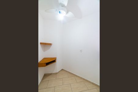 Apartamento para alugar com 60m², 2 quartos e 1 vaga Apartamento para alugar com 60m², 2 quartos e 1 vagaEscritório