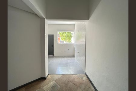 Casa para alugar com 335m², 3 quartos e 4 vagasCozinha 