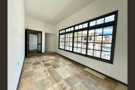Casa para alugar com 335m², 3 quartos e 4 vagasQuarto 1